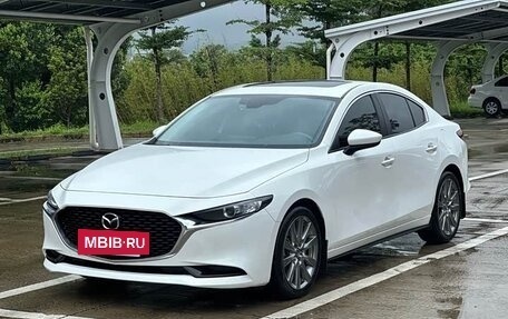 Mazda 3, 2022 год, 1 350 000 рублей, 3 фотография