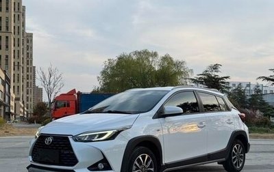 Toyota Yaris XP150 рестайлинг, 2022 год, 1 200 000 рублей, 1 фотография