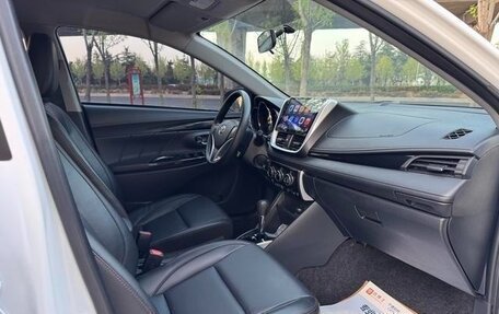 Toyota Yaris XP150 рестайлинг, 2022 год, 1 200 000 рублей, 8 фотография