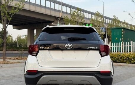 Toyota Yaris XP150 рестайлинг, 2022 год, 1 200 000 рублей, 5 фотография