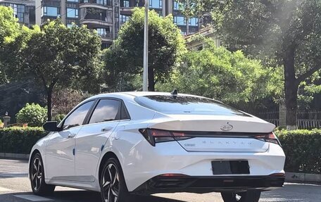 Hyundai Elantra, 2023 год, 1 240 007 рублей, 5 фотография