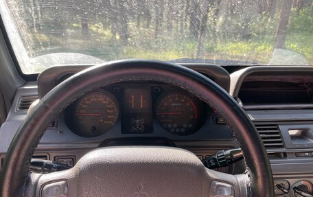 Mitsubishi Pajero III рестайлинг, 1994 год, 460 000 рублей, 10 фотография