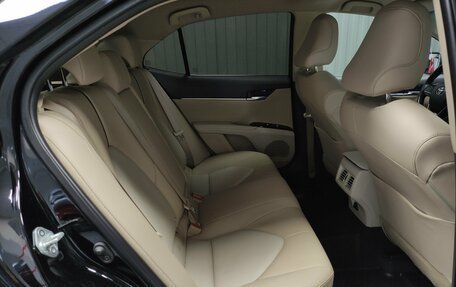 Toyota Camry, 2020 год, 3 149 000 рублей, 10 фотография