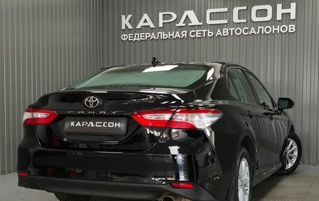 Toyota Camry, 2020 год, 2 660 000 рублей, 2 фотография