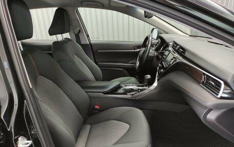 Toyota Camry, 2020 год, 2 660 000 рублей, 9 фотография