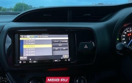 Toyota Vitz, 2017 год, 950 000 рублей, 10 фотография