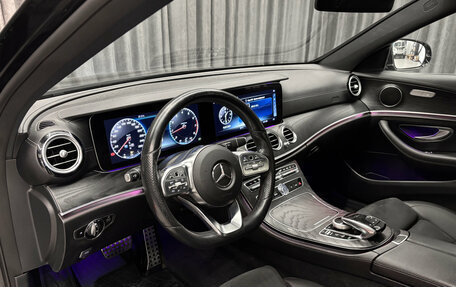Mercedes-Benz E-Класс, 2019 год, 2 999 000 рублей, 11 фотография