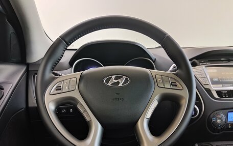 Hyundai ix35 I рестайлинг, 2011 год, 1 390 000 рублей, 10 фотография