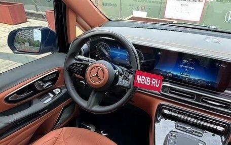 Mercedes-Benz Vito, 2024 год, 5 956 000 рублей, 10 фотография
