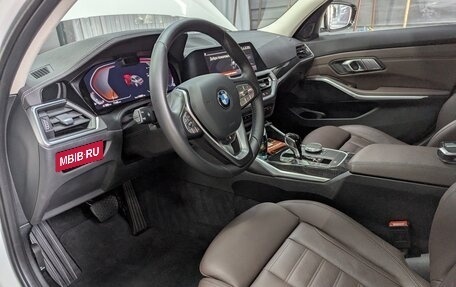 BMW 3 серия, 2022 год, 4 200 000 рублей, 19 фотография