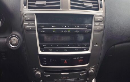 Lexus IS II рестайлинг 2, 2005 год, 1 450 000 рублей, 15 фотография