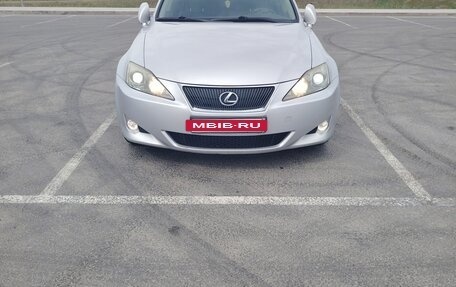 Lexus IS II рестайлинг 2, 2005 год, 1 450 000 рублей, 21 фотография