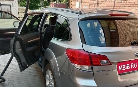 Subaru Outback IV рестайлинг, 2011 год, 1 470 000 рублей, 11 фотография