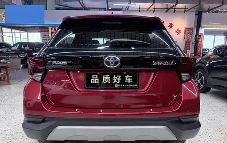 Toyota Yaris Cross, 2022 год, 1 140 000 рублей, 4 фотография