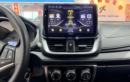 Toyota Yaris Cross, 2022 год, 1 140 000 рублей, 11 фотография