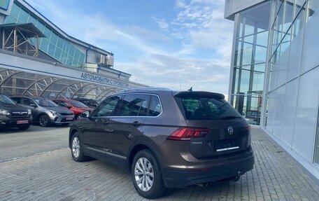 Volkswagen Tiguan II, 2017 год, 2 150 000 рублей, 3 фотография