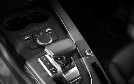 Audi A4, 2018 год, 2 190 000 рублей, 12 фотография
