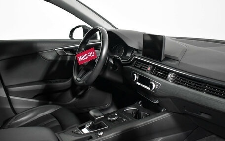 Audi A4, 2018 год, 2 190 000 рублей, 14 фотография