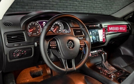Volkswagen Touareg III, 2013 год, 2 100 000 рублей, 11 фотография