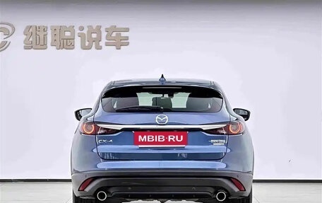 Mazda CX-4, 2022 год, 1 800 000 рублей, 4 фотография