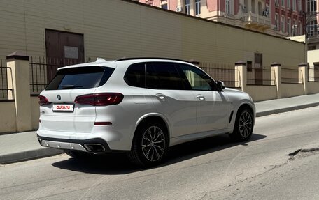 BMW X5, 2019 год, 6 090 000 рублей, 4 фотография