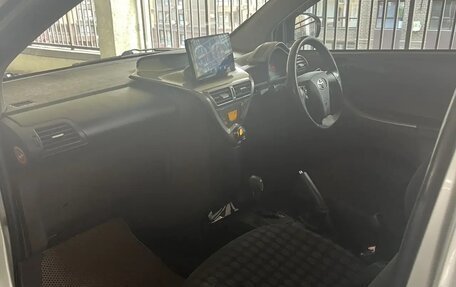 Toyota iQ, 2008 год, 750 000 рублей, 7 фотография