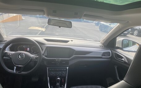 Volkswagen T-Cross I, 2022 год, 2 300 000 рублей, 40 фотография