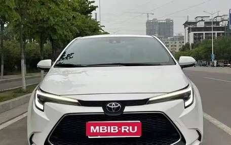 Toyota Corolla, 2022 год, 1 300 025 рублей, 3 фотография