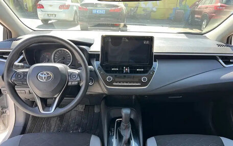 Toyota Corolla, 2023 год, 1 100 999 рублей, 8 фотография