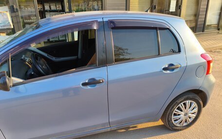 Toyota Yaris III рестайлинг, 2007 год, 530 000 рублей, 3 фотография
