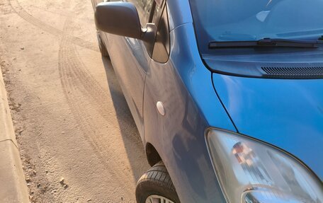 Toyota Yaris III рестайлинг, 2007 год, 530 000 рублей, 6 фотография