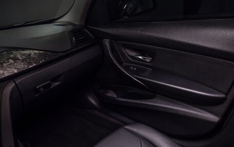 BMW 3 серия, 2014 год, 1 650 000 рублей, 21 фотография