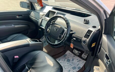 Toyota Prius, 2008 год, 879 000 рублей, 10 фотография