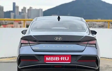 Hyundai Elantra, 2023 год, 1 430 000 рублей, 5 фотография