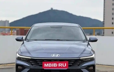 Hyundai Elantra, 2023 год, 1 430 000 рублей, 2 фотография