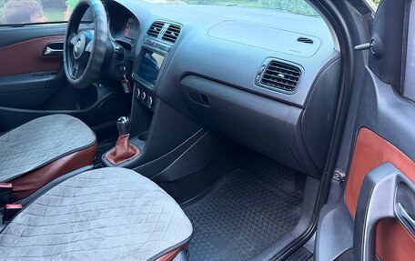 Volkswagen Polo VI (EU Market), 2013 год, 585 000 рублей, 15 фотография