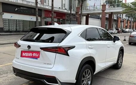 Lexus NX I, 2020 год, 2 280 000 рублей, 3 фотография