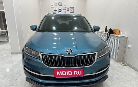 Skoda Karoq I, 2022 год, 1 990 000 рублей, 2 фотография