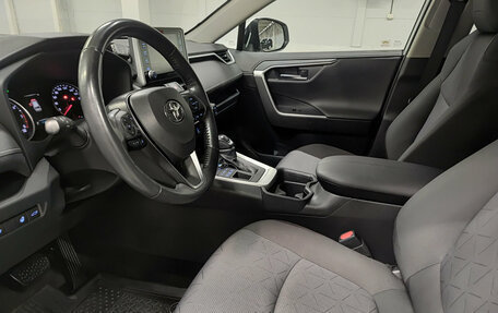 Toyota RAV4, 2020 год, 2 730 000 рублей, 16 фотография