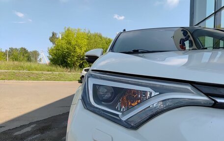 Toyota RAV4, 2015 год, 2 049 900 рублей, 17 фотография
