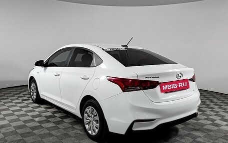 Hyundai Solaris II рестайлинг, 2017 год, 1 160 000 рублей, 3 фотография