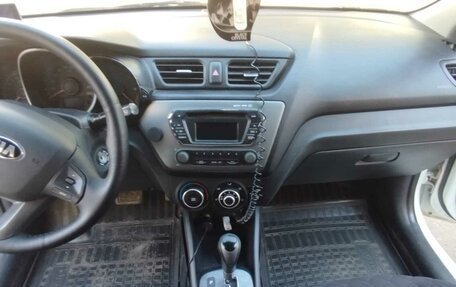 KIA Rio III рестайлинг, 2014 год, 850 000 рублей, 7 фотография
