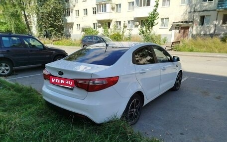 KIA Rio III рестайлинг, 2014 год, 850 000 рублей, 4 фотография