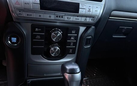 Toyota Land Cruiser Prado 150 рестайлинг 2, 2018 год, 4 250 000 рублей, 7 фотография