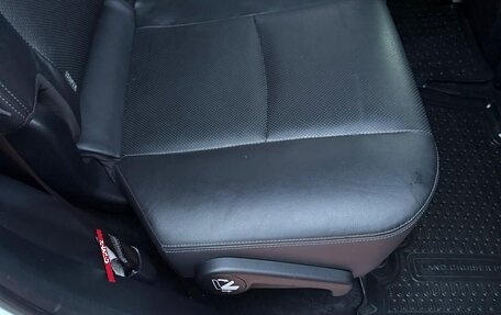 Toyota Land Cruiser Prado 150 рестайлинг 2, 2018 год, 4 250 000 рублей, 12 фотография