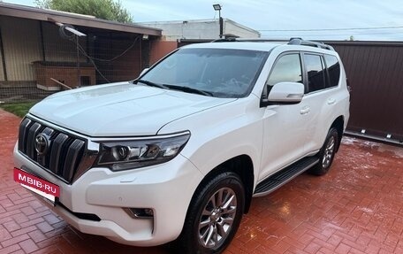 Toyota Land Cruiser Prado 150 рестайлинг 2, 2018 год, 4 250 000 рублей, 2 фотография