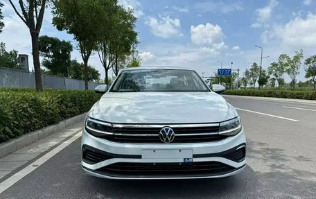 Volkswagen Bora, 2023 год, 1 130 000 рублей, 2 фотография