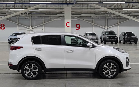 KIA Sportage IV рестайлинг, 2020 год, 2 340 000 рублей, 5 фотография