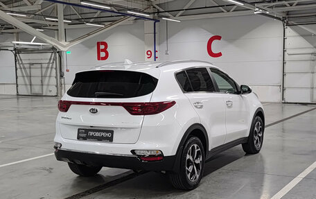 KIA Sportage IV рестайлинг, 2020 год, 2 340 000 рублей, 6 фотография
