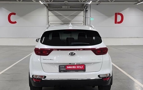 KIA Sportage IV рестайлинг, 2020 год, 2 340 000 рублей, 7 фотография